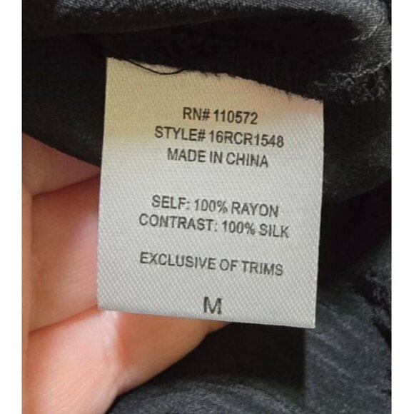 Twelfth Street Cynthia Vincent Romper M Retro Classic Old Money button Pintucked - Picture 14 of 16